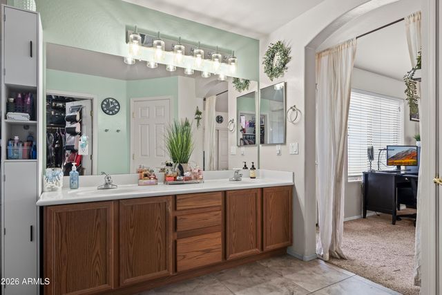 2011 W BRANHAM Lane, Phoenix, AZ 85041