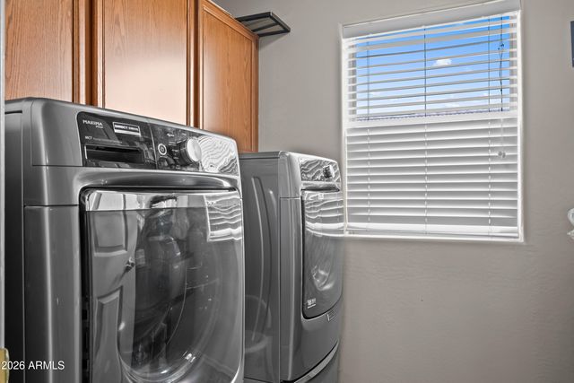 2011 W BRANHAM Lane, Phoenix, AZ 85041