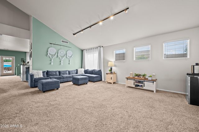 2011 W BRANHAM Lane, Phoenix, AZ 85041