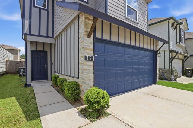 112 Camelot Place Court, Conroe, TX 77304