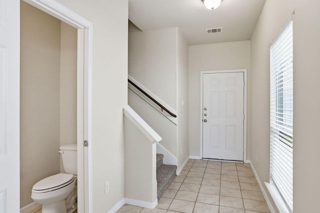 112 Camelot Place Court, Conroe, TX 77304
