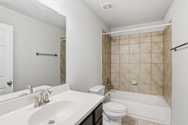 112 Camelot Place Court, Conroe, TX 77304