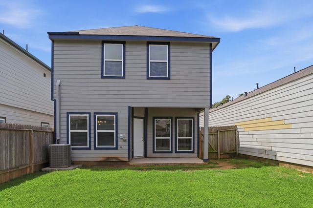 112 Camelot Place Court, Conroe, TX 77304