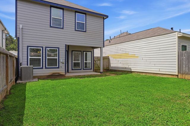 112 Camelot Place Court, Conroe, TX 77304