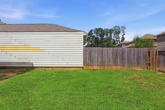 112 Camelot Place Court, Conroe, TX 77304
