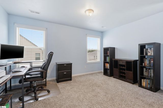 324 Lost Lake Drive, Simpsonville, SC 29681