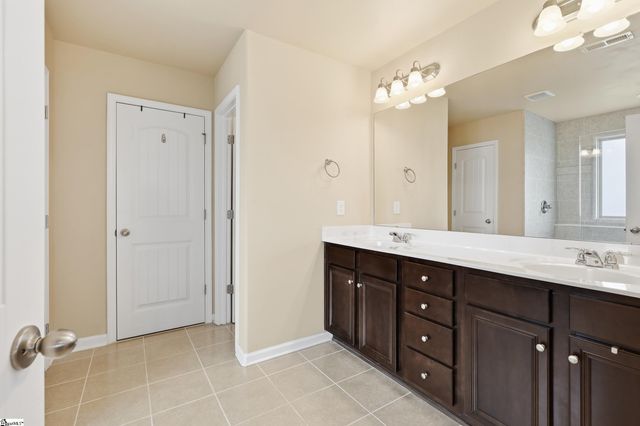 324 Lost Lake Drive, Simpsonville, SC 29681