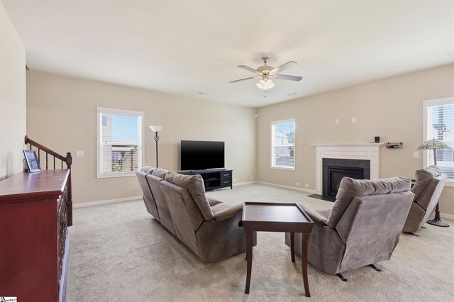 324 Lost Lake Drive, Simpsonville, SC 29681