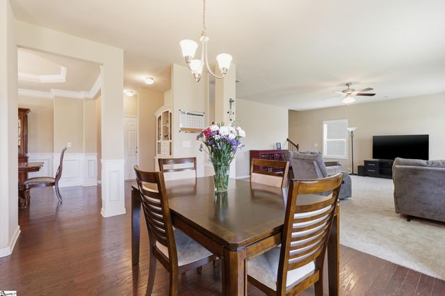 324 Lost Lake Drive, Simpsonville, SC 29681