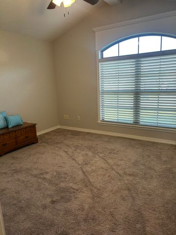 109 Promenade Circle, Russellville, AR 72801