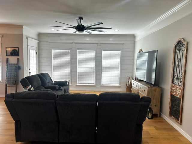 109 Promenade Circle, Russellville, AR 72801