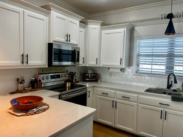 109 Promenade Circle, Russellville, AR 72801