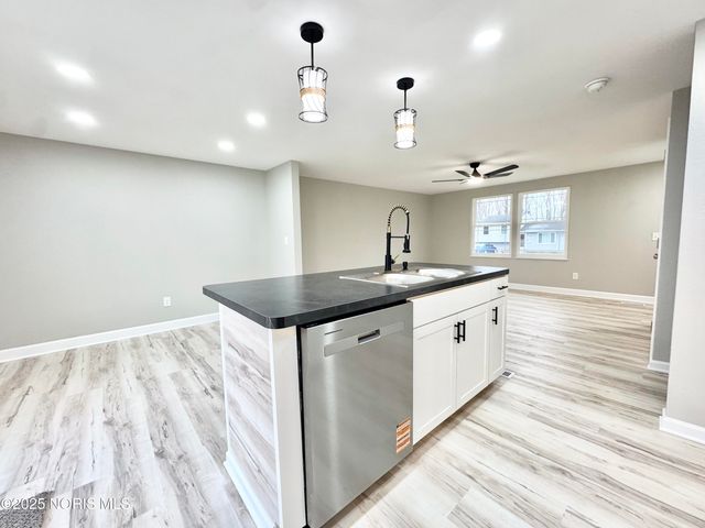 2051 Northridge Drive, Toledo, OH 43611