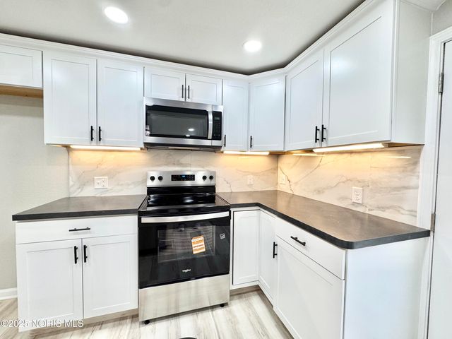 2051 Northridge Drive, Toledo, OH 43611