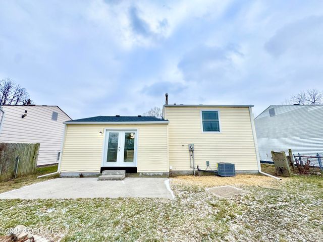 2051 Northridge Drive, Toledo, OH 43611