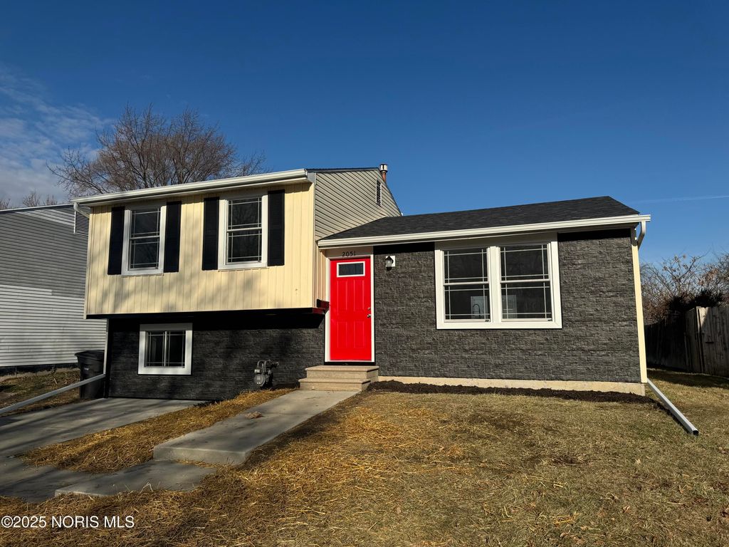 2051 Northridge Drive, Toledo, OH 43611