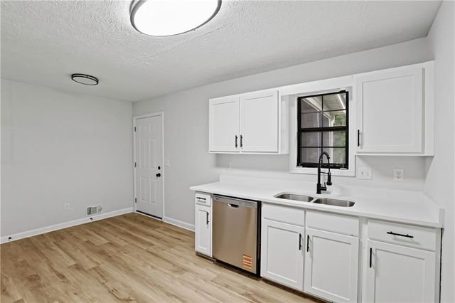 4478 S Springwood Drive SW, Smyrna, GA 30082