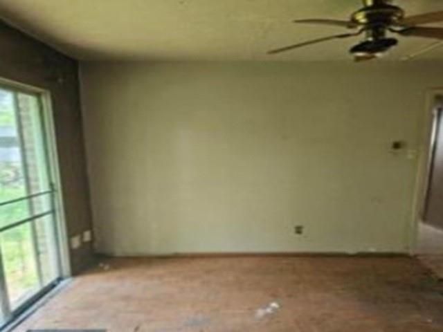4806 Grapevine Street, Houston, TX 77045