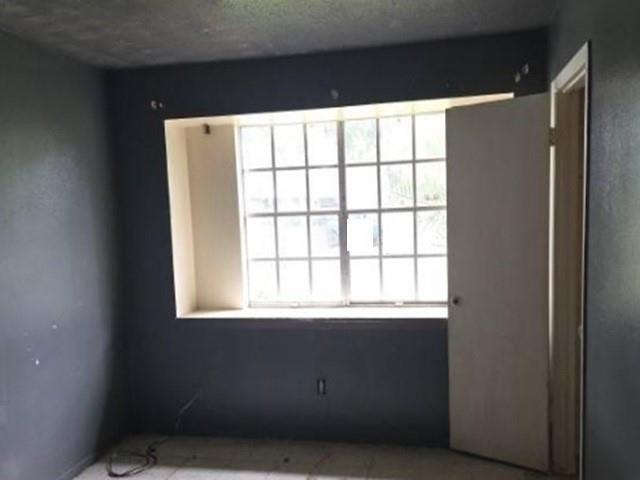 4806 Grapevine Street, Houston, TX 77045