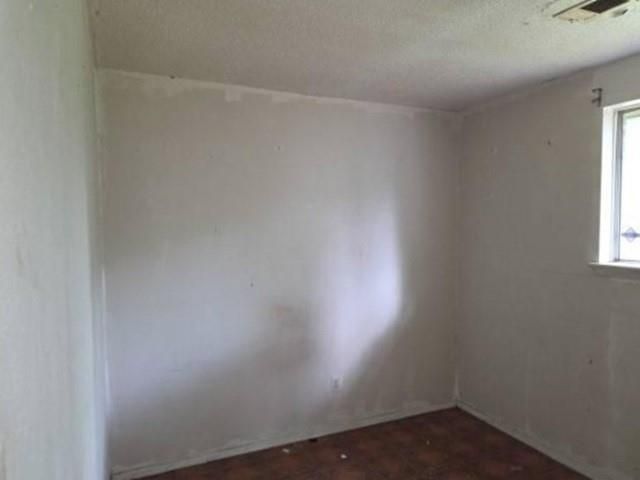 4806 Grapevine Street, Houston, TX 77045