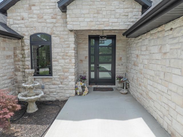 350 Beechwood Drive, Branson West, MO 65737