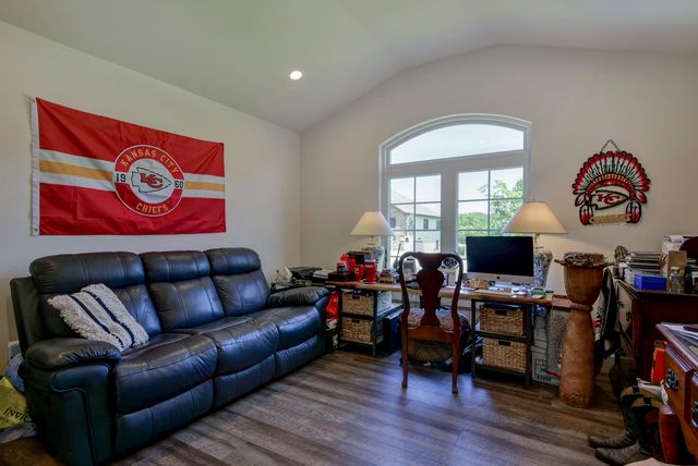 350 Beechwood Drive, Branson West, MO 65737