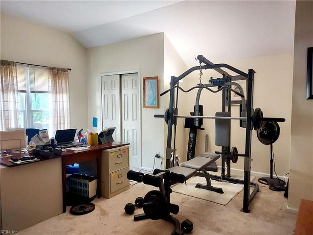 1901 Shady Cove CT, Chesapeake, VA 23320