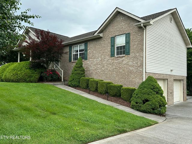 5751 Quail Run Drive, Maryville, TN 37804