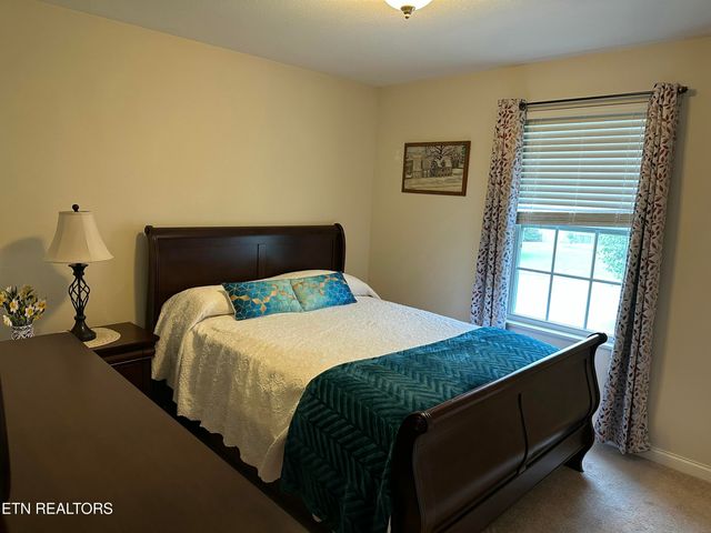 5751 Quail Run Drive, Maryville, TN 37804