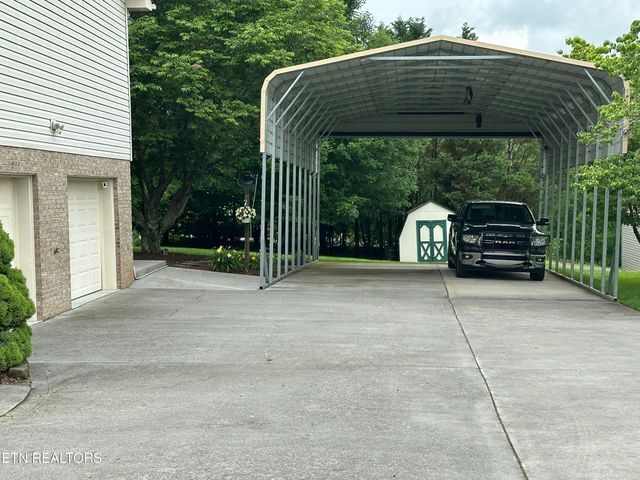 5751 Quail Run Drive, Maryville, TN 37804