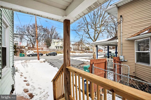 40 E COLUMBIA RD, Enola, PA 17025