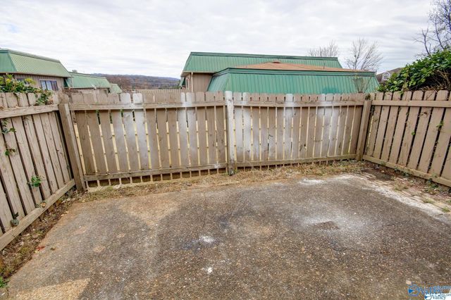 2225 Golf Road 303, Huntsville, AL 35802