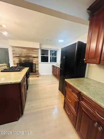 2440 Woodland Road, Manchester, NJ 08759