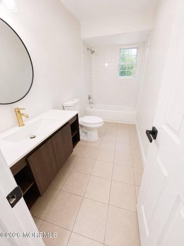 2440 Woodland Road, Manchester, NJ 08759