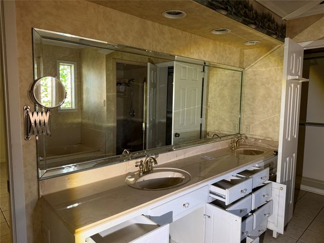249 N Bay Drive, Bullard, TX 75757