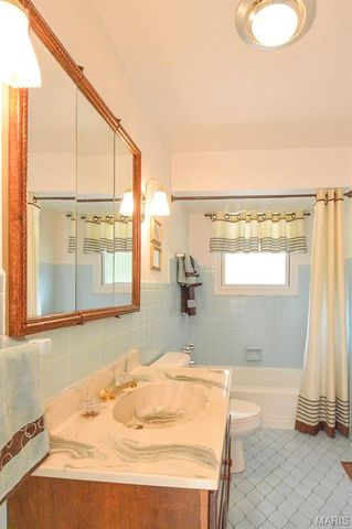 4 N West Street, Freeburg, IL 62243