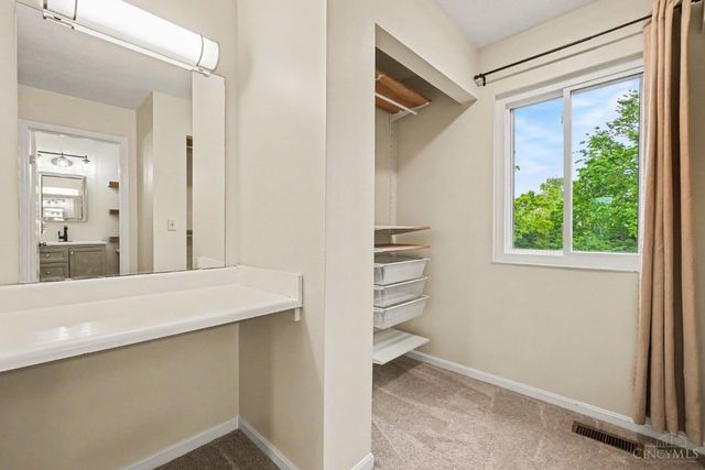 7594 Cinnamon Woods Drive, West Chester, OH 45069