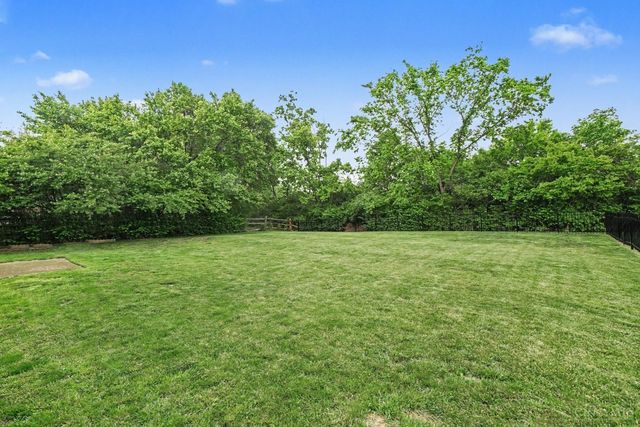 7594 Cinnamon Woods Drive, West Chester, OH 45069