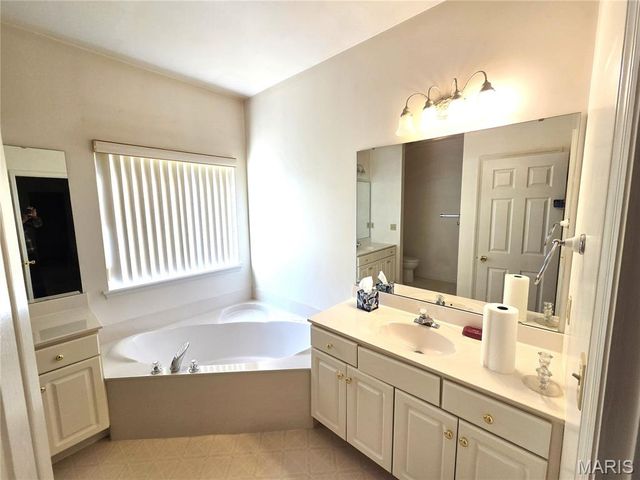 1968 Timberwood Crossing Drive, Florissant, MO 63031