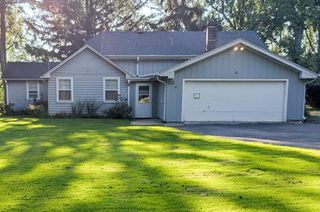 52 Deerpath Road, Deer Park, IL 60010