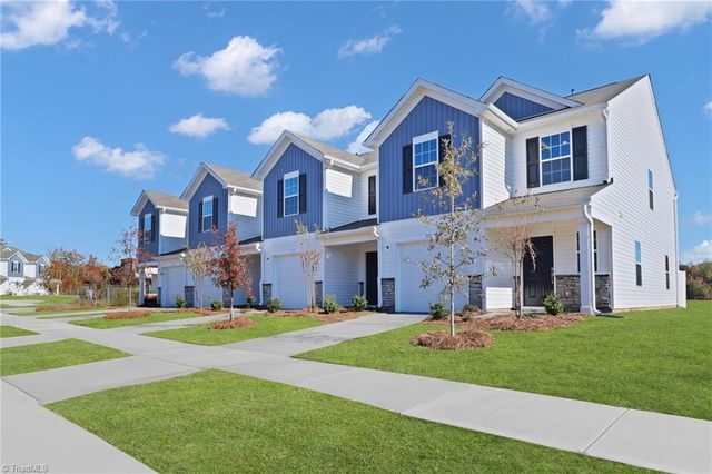 179 Plumtree Court, King, NC 27021