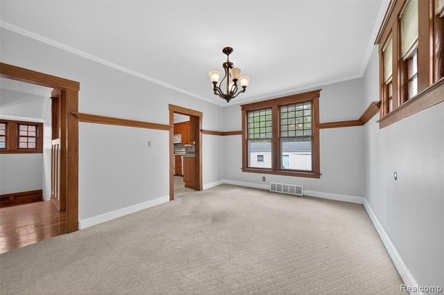 529 E Lincoln Avenue, Royal Oak, MI 48067