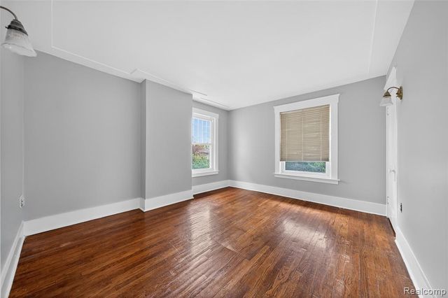 529 E Lincoln Avenue, Royal Oak, MI 48067