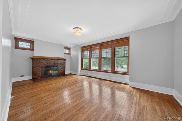 529 E Lincoln Avenue, Royal Oak, MI 48067