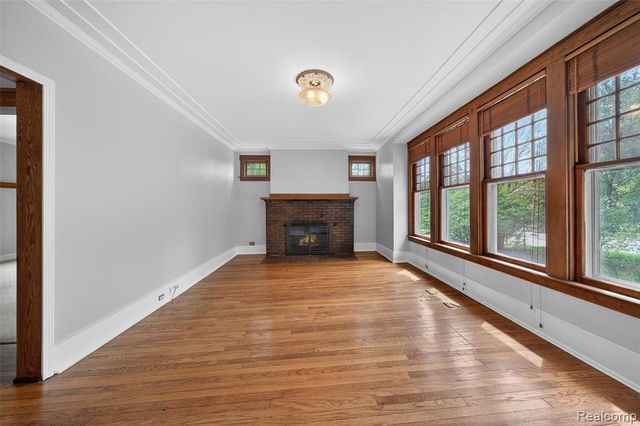 529 E Lincoln Avenue, Royal Oak, MI 48067