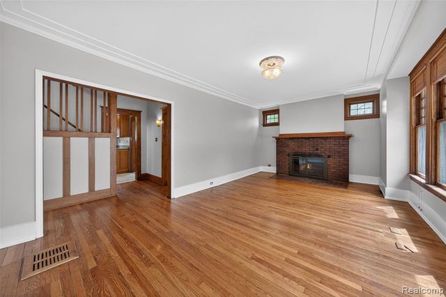 529 E Lincoln Avenue, Royal Oak, MI 48067