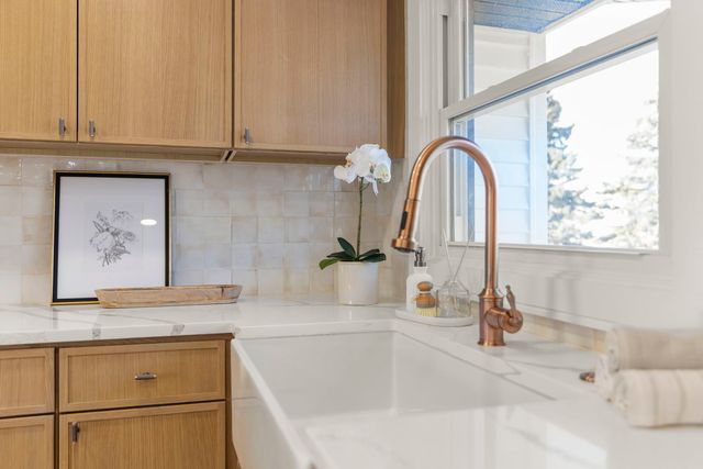 1122 Patricia Court, Schaumburg, IL 60193