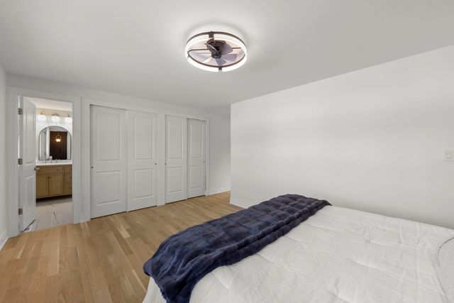 1122 Patricia Court, Schaumburg, IL 60193