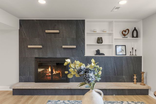 1122 Patricia Court, Schaumburg, IL 60193