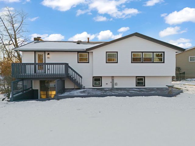 1122 Patricia Court, Schaumburg, IL 60193